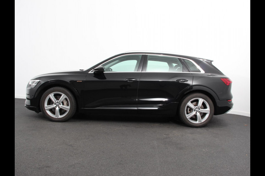 Audi e-tron 50 Quattro Launch edition | Navigatie | Luchtvering | Climate Control | Parkeer Sensoren | Lichtmetalen velgen | Cruise control | Digitale Cockpit | Electrisch bedienbare achterklep