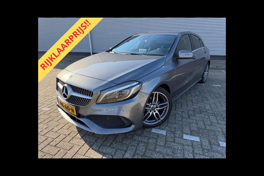 Mercedes-Benz A-Klasse 180 Ambition AMG-Line ,Navigatie,Carplay/Andriod, Xenon/Led, Lm velgen, afn.Trekhaak,