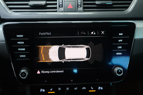 Škoda Superb Combi 1.6 TDI Greenline Business > €9450,- Netto Export <