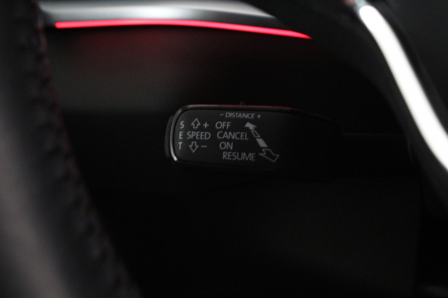 Škoda Karoq 1.5 TSI ACT Style 150pk Automaat/Camera/Trekhaak/ACC cruise control adaptief...