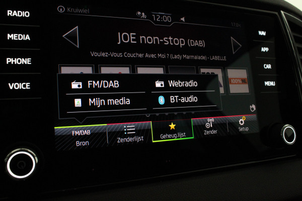 Škoda Karoq 1.5 TSI ACT Style 150pk Automaat/Camera/Trekhaak/ACC cruise control adaptief...