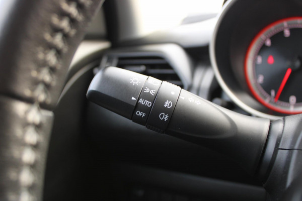 Suzuki Swift 1.2 Select Automaat Navi AllSeason Stoelverwarming Camera RIJKLAAR