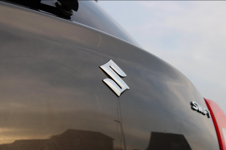 Suzuki Swift 1.2 Select Automaat Navi AllSeason Stoelverwarming Camera RIJKLAAR