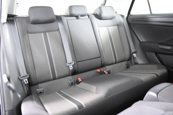 Volkswagen T-Roc Style 1.0 TSI *Trekhaak*Camera*Stoelverwarming*