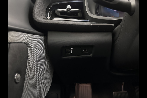 Polestar 2 Long Range Dual Motor Launch Edition 78kWh {SOH-88%} *PANO | NAVI-FULLMAP | FULL-LED | ADAPTIVE-CRUISE | BLIND-SPOT | TOP-VIEW | KEYLESS | LANE-ASSIST | DIGI-COCKPIT | CARPLAY | DAB+ | HEATED-COMFORTSEATS | CAMERA | MEMORY-PACK | PDC | 19''ALU*