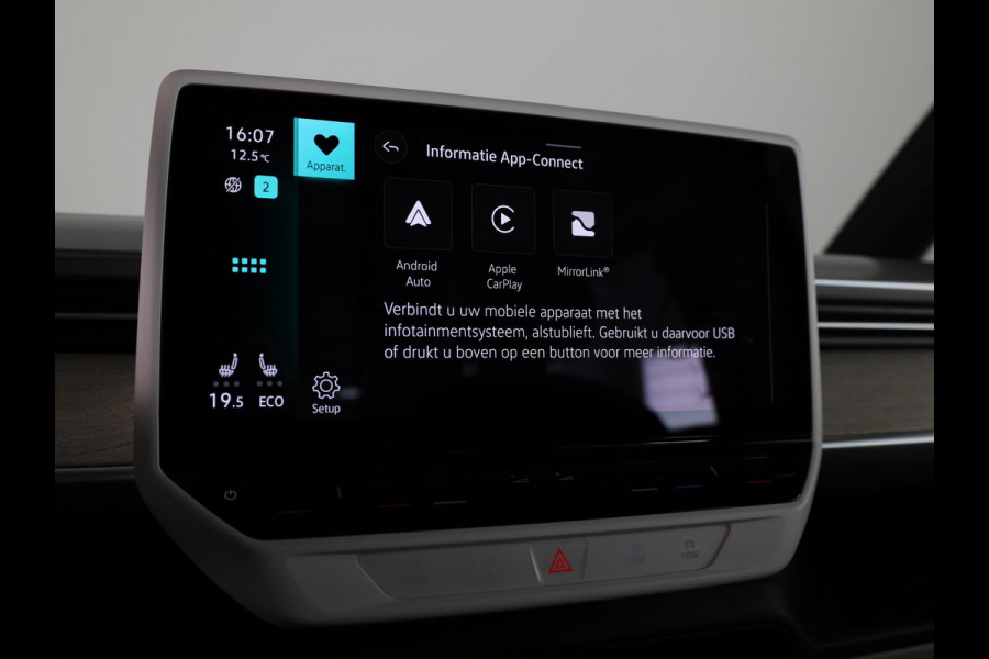 Volkswagen ID. Buzz Pro 86 kWh LWB 285 PK | Navigatie | Camera | Wegklapbare trekhaak | Matrix led