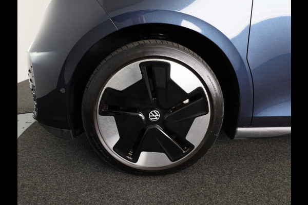 Volkswagen ID. Buzz Pro 86 kWh LWB 285 PK | Navigatie | Camera | Wegklapbare trekhaak | Matrix led