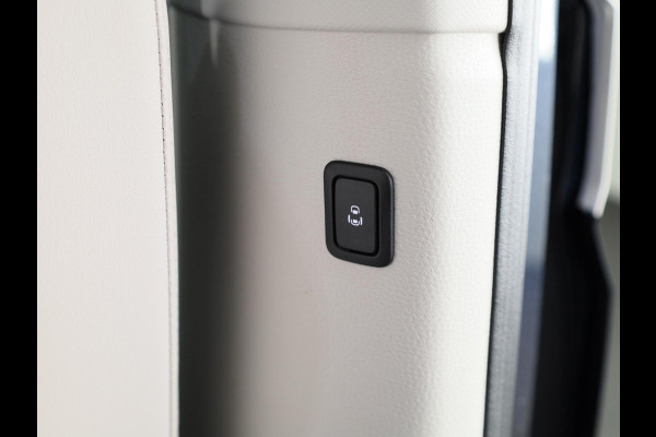 Volkswagen ID. Buzz Pro 86 kWh LWB 285 PK | Navigatie | Camera | Wegklapbare trekhaak | Matrix led