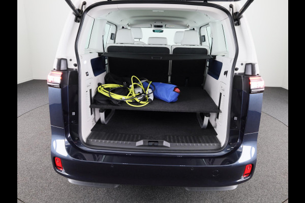 Volkswagen ID. Buzz Pro 86 kWh LWB 285 PK | Navigatie | Camera | Wegklapbare trekhaak | Matrix led