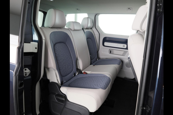 Volkswagen ID. Buzz Pro 86 kWh LWB 285 PK | Navigatie | Camera | Wegklapbare trekhaak | Matrix led