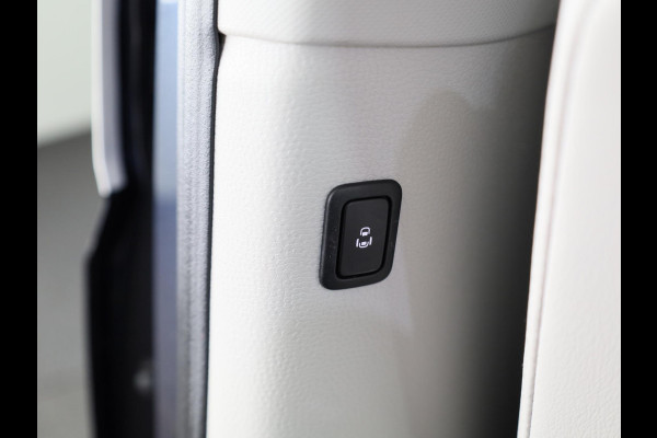 Volkswagen ID. Buzz Pro 86 kWh LWB 285 PK | Navigatie | Camera | Wegklapbare trekhaak | Matrix led