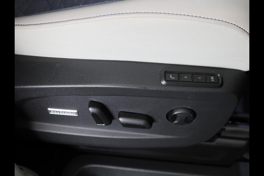 Volkswagen ID. Buzz Pro 86 kWh LWB 285 PK | Navigatie | Camera | Wegklapbare trekhaak | Matrix led