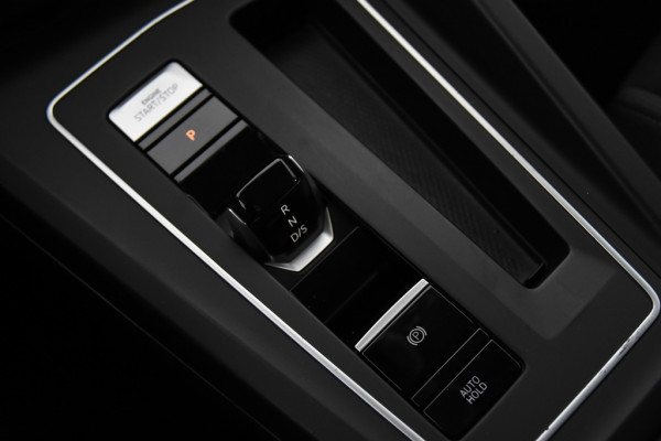 Volkswagen Golf VIII Variant DSG *1ste Eigenaar*Navigatie*Stoelverwarming*Camera*