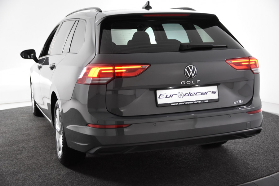 Volkswagen Golf VIII Variant DSG *1ste Eigenaar*Navigatie*Stoelverwarming*Camera*