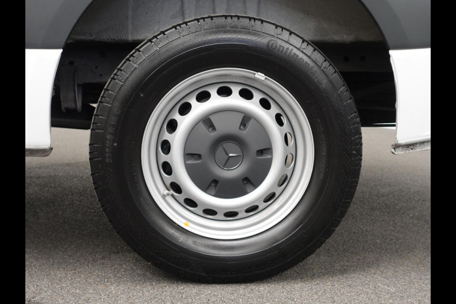 Mercedes-Benz Sprinter 315 L2H2 Automaat Airco Camera Navigatie