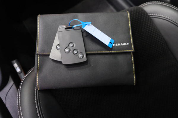 Renault Clio 0.9 TCe Intens - N.A.P. Airco, Cruise, Navi, PDC, Camera.