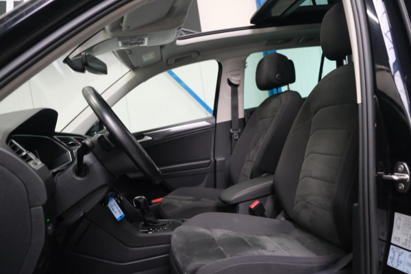 Volkswagen Tiguan 1.5 TSI ACT Highline R-Line - N.A.P. Airco, Cruise, Panodak, Navi,