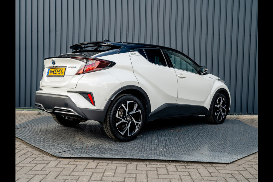 Toyota C-HR 2.0 Hybrid Bi-Tone | Dodehoek sensoren | Stuur&Stoel verw. | Parkeersensoren | Prijs Rijklaar!!