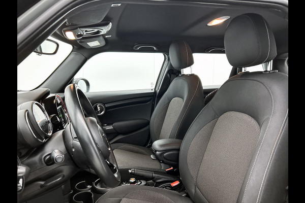MINI Mini 1.5 Cooper Business (NL-auto, Dealer onderH, Parkeersensoren, Navi, Airco, Cruise Control, Etc)