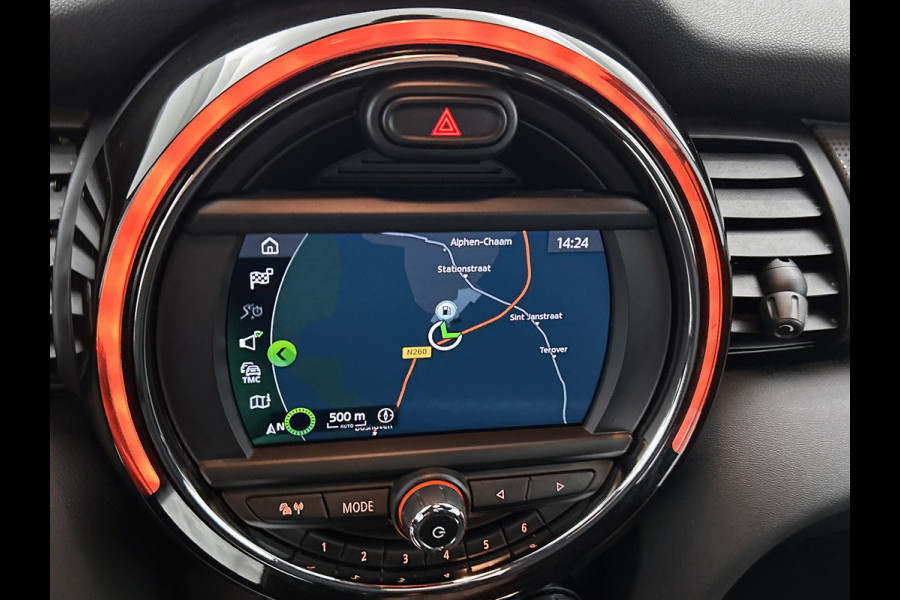 MINI Mini 1.5 Cooper Business (NL-auto, Dealer onderH, Parkeersensoren, Navi, Airco, Cruise Control, Etc)