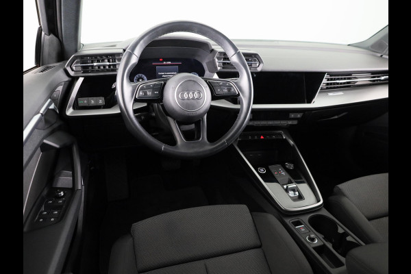 Audi A3 Sportback 35 TFSI Business edition 150 pk s-tronic | Navigatie | Parkeersensoren (Park assist) | B&O Soundsystem | Autom. airco |