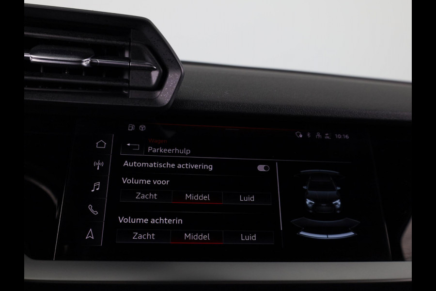 Audi A3 Sportback 35 TFSI Business edition 150 pk s-tronic | Navigatie | Parkeersensoren (Park assist) | B&O Soundsystem | Autom. airco |