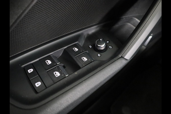 Audi A3 Sportback 35 TFSI Business edition 150 pk s-tronic | Navigatie | Parkeersensoren (Park assist) | B&O Soundsystem | Autom. airco |