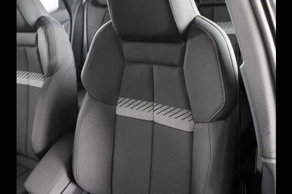 Audi A3 Sportback 35 TFSI Business edition 150 pk s-tronic | Navigatie | Parkeersensoren (Park assist) | B&O Soundsystem | Autom. airco |
