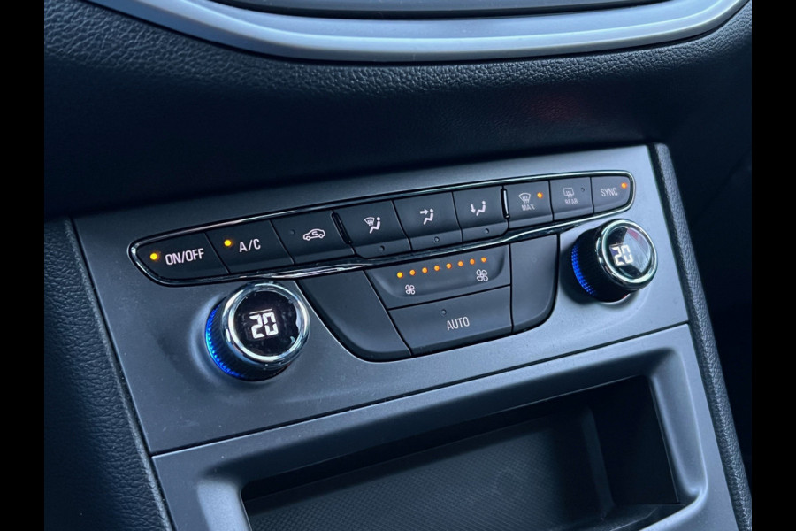 Opel Astra BWJ 2020 | 1.2T 131PK Edition | TREKHAAK | LEDER/STOF  | CLIMA | PDC 2X | CARPlay | NAVI | LMV | PRIVACY GLASS