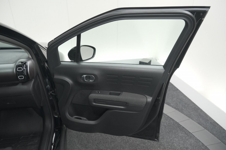 Citroën C3 Aircross PureTech 130 EAT6 Plus | Stoelverwarming | Parkeersensoren | Apple Carplay