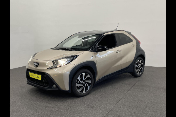 Toyota Aygo X 1.0 VVT-i Automaat Pulse | Navigatie | Apple Carplay/Android Auto | Camera | 17" Lichtmetalen Velgen | Climate Control | Adaptive Cruise Control | Two Tone