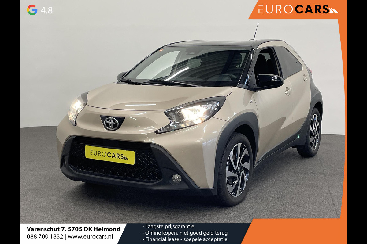 Toyota Aygo X 1.0 VVT-i Automaat Pulse | Navigatie | Apple Carplay/Android Auto | Camera | 17" Lichtmetalen Velgen | Climate Control | Adaptive Cruise Control | Two Tone