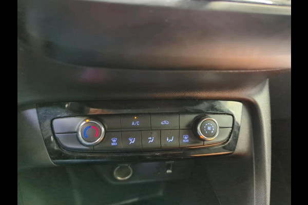 Opel Corsa 1.2 Edition Navigatie Apple Carplay/Android Auto Parkeersensoren achter Cruise Control Airco