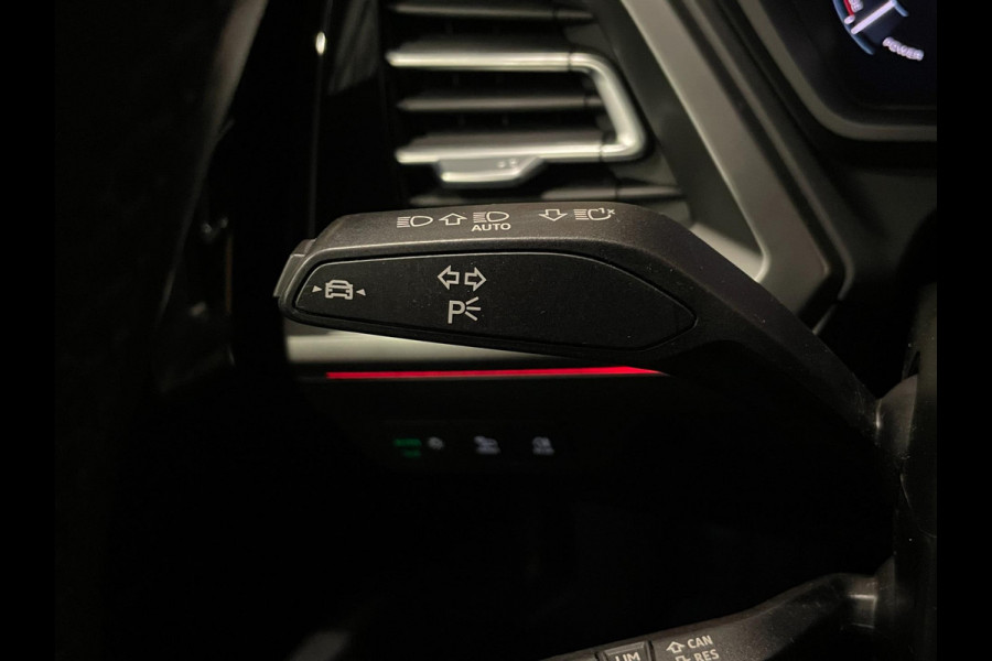 Audi Q4 e-tron 40 Launch Edition Advanced Plus 77 kWh|TREKHAAK|ACC|CARPLAY|CAMERA/ANDROID|STOELVERW|NAVI|IN BTW|ORG.NL|1e EIG|NAP|