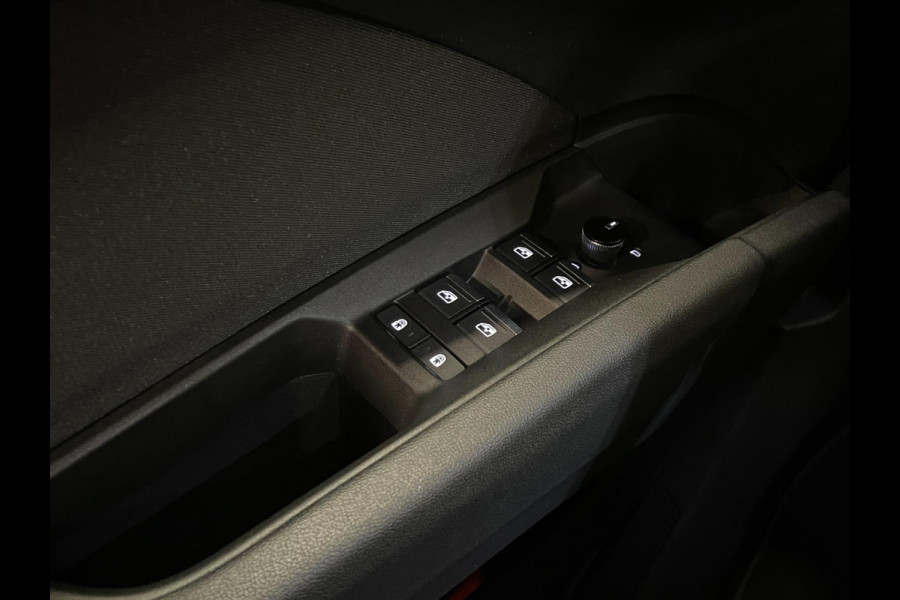 Audi Q4 e-tron 40 Launch Edition Advanced Plus 77 kWh|TREKHAAK|ACC|CARPLAY|CAMERA/ANDROID|STOELVERW|NAVI|IN BTW|ORG.NL|1e EIG|NAP|