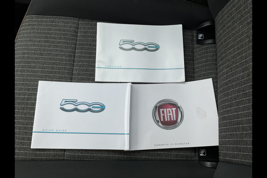 Fiat 500 Icon 42 kWh SOH 93% Carplay Cruise Clima Led Digitaal NL-Auto Voll.Onderhouden!