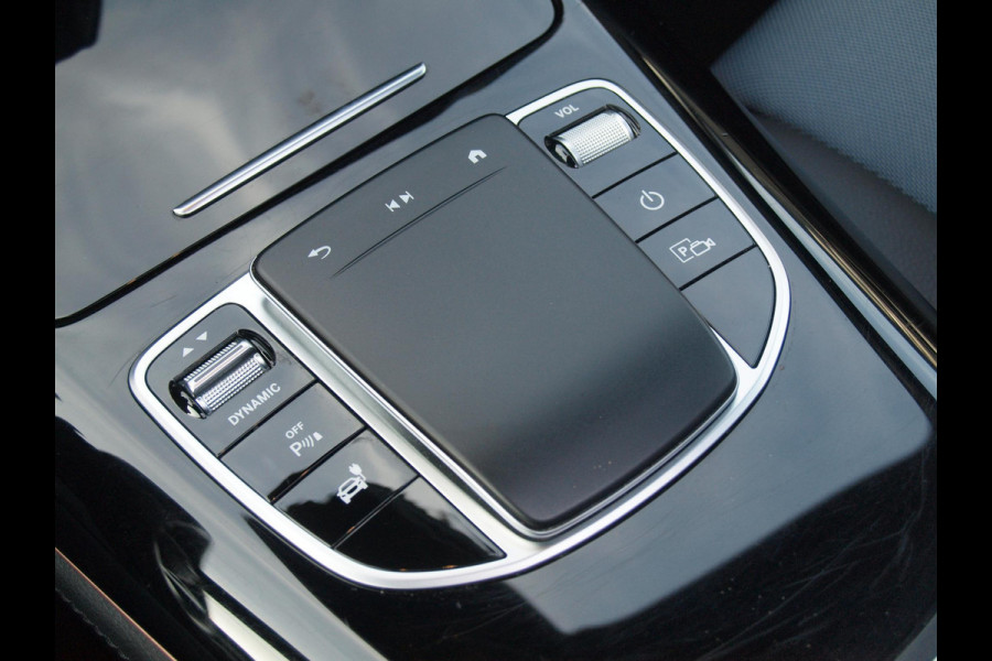 Mercedes-Benz EQC 400 4MATIC Premium Plus 80 kWh | Panoramadak | Burmester | Head-Up Display | Sfeerverlichting | 360 Camera |