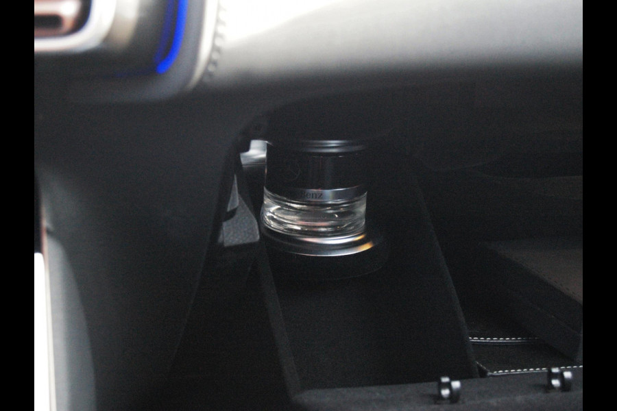 Mercedes-Benz EQC 400 4MATIC Premium Plus 80 kWh | Panoramadak | Burmester | Head-Up Display | Sfeerverlichting | 360 Camera |