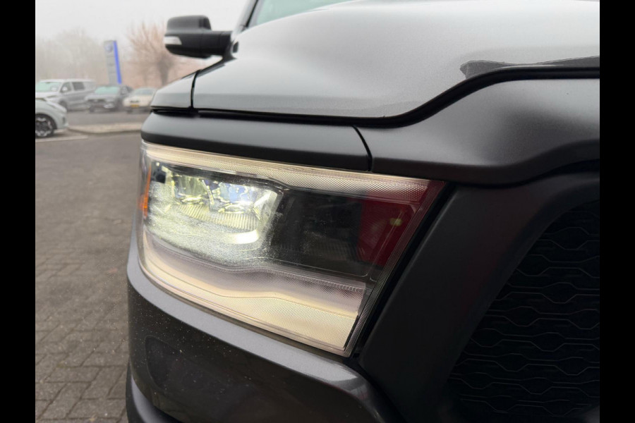 Dodge Ram 1500 5.7 V8 4x4 Crew Cab