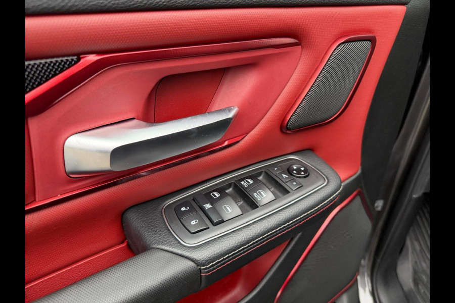 Dodge Ram 1500 5.7 V8 4x4 Crew Cab