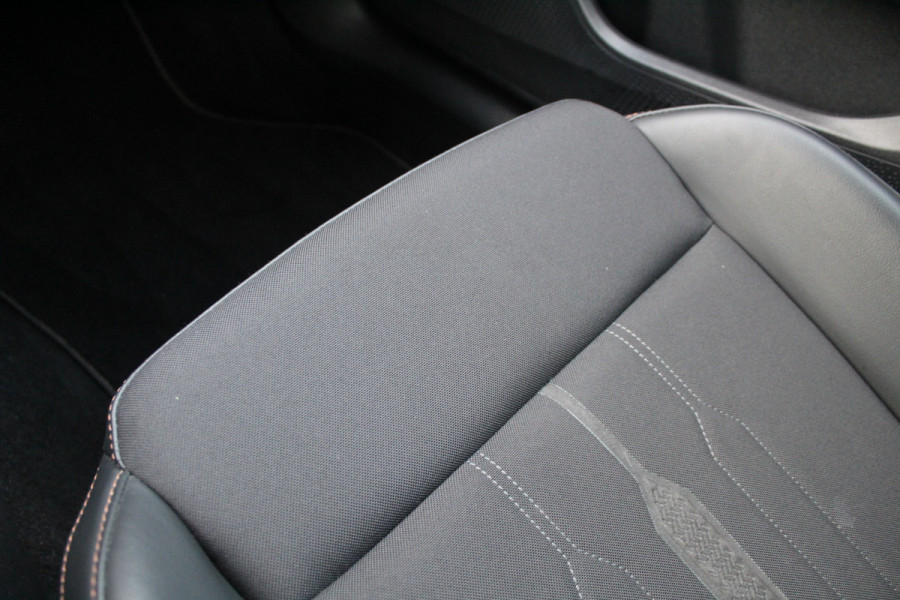 CUPRA Formentor 1.4 e-Hybrid 245PK VZ Performance | ACC | 360 Camera | BLIS | Navigatie | Stoel/Stuur verwarming