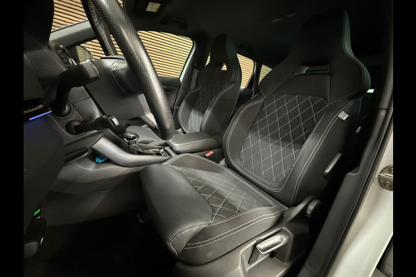 Škoda Karoq 1.5 TSI DSG 4x4 Sportline Business | 1800KG Trekgewicht | Carplay | Sportstoelen | Camera