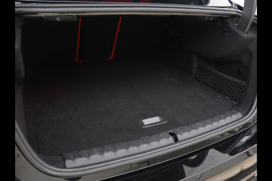 BMW 2 Serie Gran Coupé 220i High Executive | Head-Up | Adaptive cruise | Leder | Camera | Stoelverwarming | Sportstoelen | Luxury Line | Carplay | Live Cockpit | Navigatie | Park Assist | Full LED