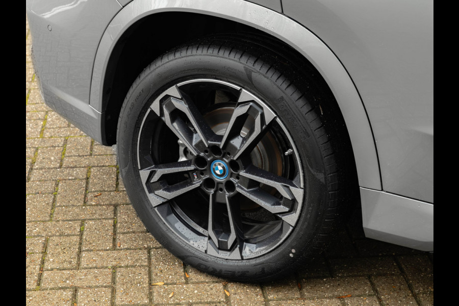 BMW X1 xDrive25e M-Sport - Pano - Memoryzetel - Harman Kardon - Driving Ass Prof