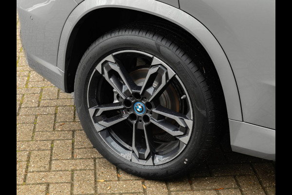 BMW X1 xDrive25e M-Sport - Pano - Memoryzetel - Harman Kardon - Driving Ass Prof