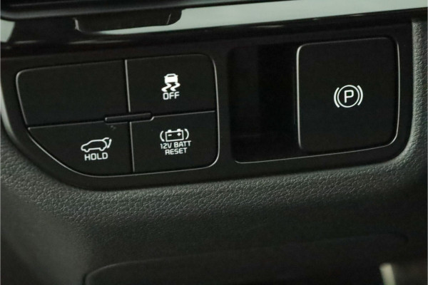 Kia Sportage 1.6 T-GDi Hybrid GT-Line Apple Carplay/Android Auto - Cruise Control - Dodehoekdetectie - Schuif-/Kanteldak  - Navigatie - Stuur/Stoelverwarming - Fabrieksgarantie tot 10-2032