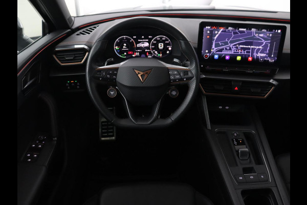 CUPRA Leon 1.4 e-Hybrid Black Edition | Origineel NL | Panoramadak | Leder | Stoelverwarming | Adaptive cruise | Sfeerverlichting | Carplay | Memory | Keyless | Camera | Stuurverwarming | PHEV | Plug In