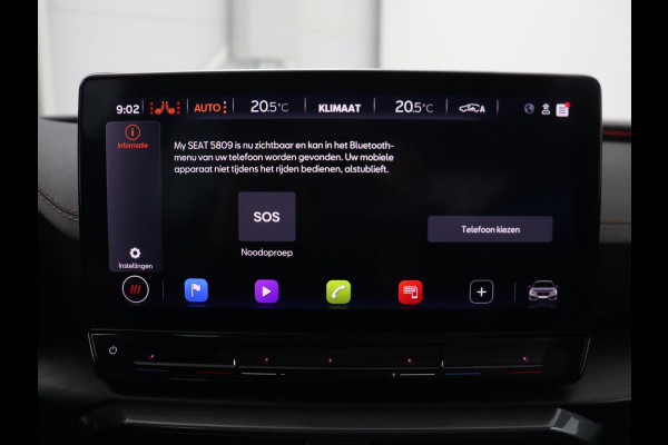 CUPRA Leon 1.4 e-Hybrid Black Edition | Origineel NL | Panoramadak | Leder | Stoelverwarming | Adaptive cruise | Sfeerverlichting | Carplay | Memory | Keyless | Camera | Stuurverwarming | PHEV | Plug In