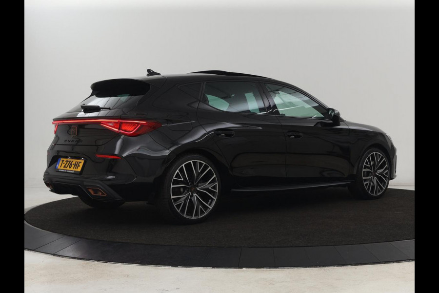 CUPRA Leon 1.4 e-Hybrid Black Edition | Origineel NL | Panoramadak | Leder | Stoelverwarming | Adaptive cruise | Sfeerverlichting | Carplay | Memory | Keyless | Camera | Stuurverwarming | PHEV | Plug In