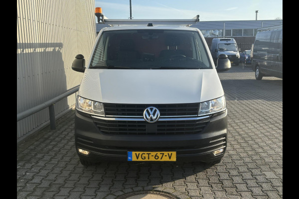 Volkswagen Transporter 2.0 TDI L2H1*A/C*CRUISE*CAM*HAAK*CARPLAY*3PERS*